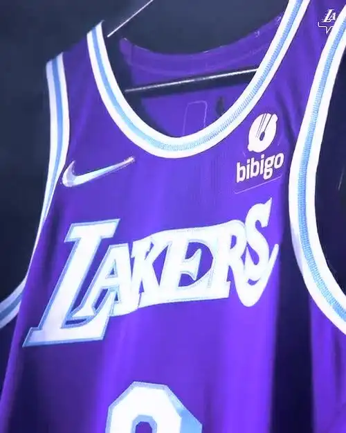 经典紫金配色!湖人新赛季城市版球衣亮相
