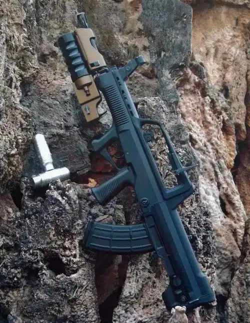 缅甸仿制中国97步枪配美国枪榴弹,那为啥95很少用榴弹?