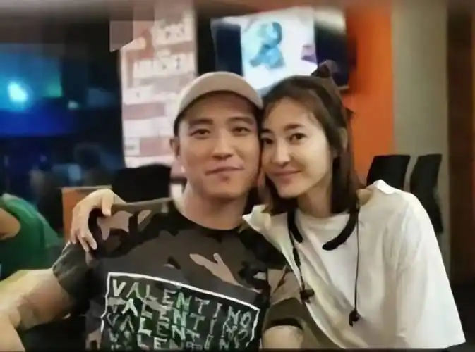 王丽坤老公遭人爆料嫖娼累计花费超百万,詹浩礼到底什么来头?