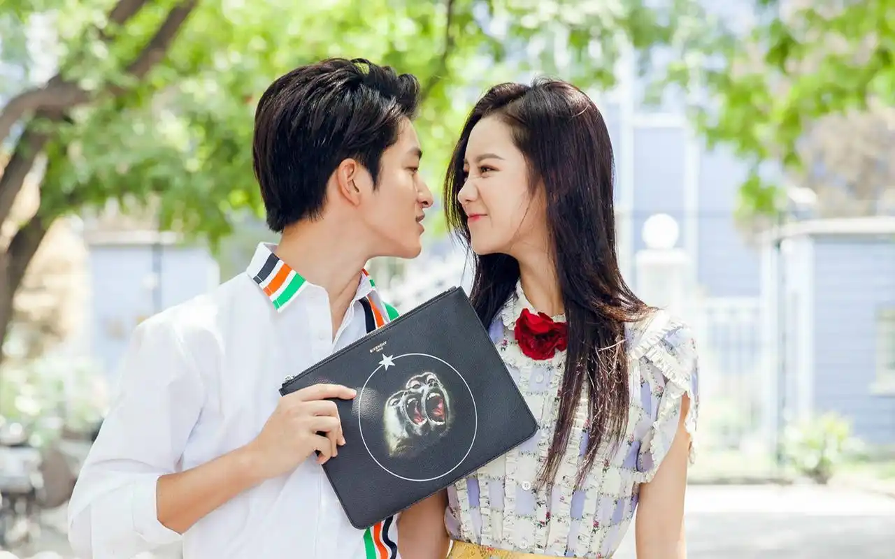 唯美小清新情侣电脑壁纸图片下载