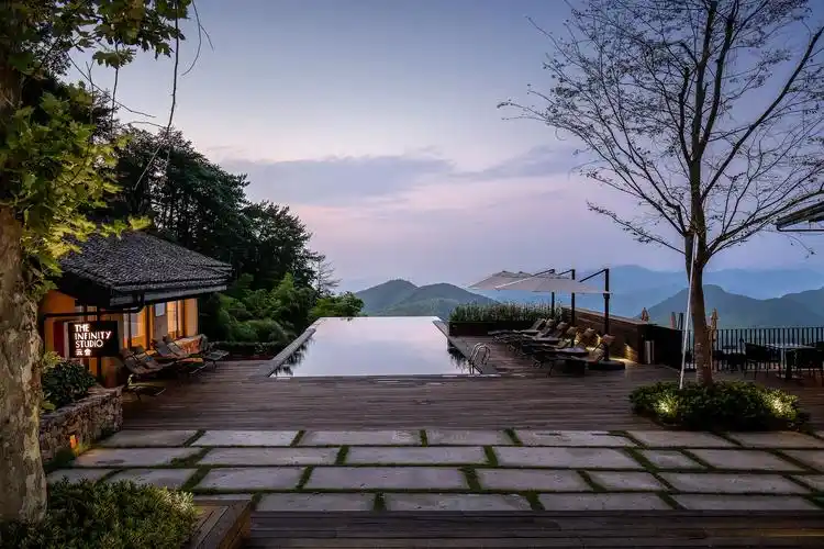 推荐 69 设计 69 酒店空间 69 【造梦师】naked castle裸心堡