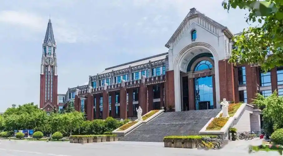 4551名校研学1日营华东政法大学松江校区法医实验室血液实验骨骼的