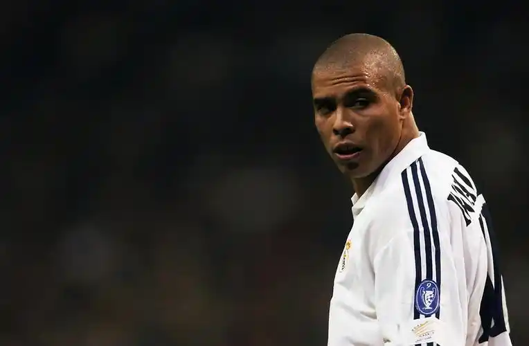 论坛首页 69 群组 69 足球球星 69 罗纳尔多 69 罗尼图片