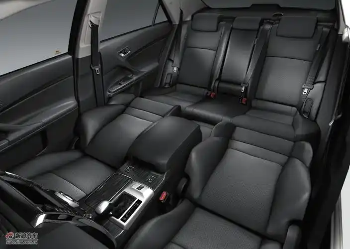 前排座椅(33/391)