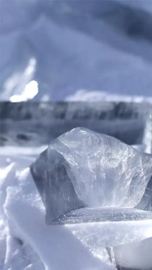 清凉降温的冰块高清桌面壁纸 - tt98图片网