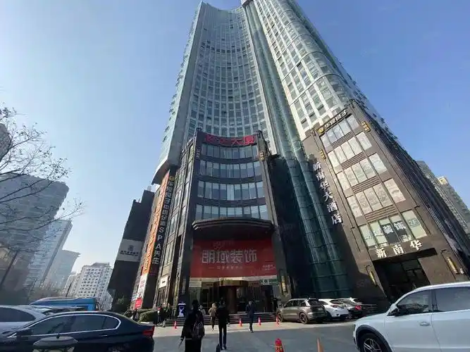 查看全部图片(17张)源达大厦查看楼盘 >在租房源贴10个在租房源 >在售