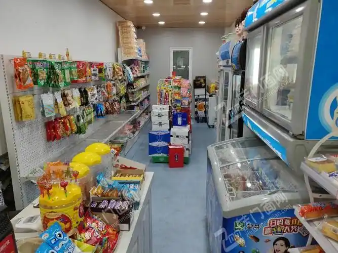 渝中大坪中学学校门口超市便利店门面转让z