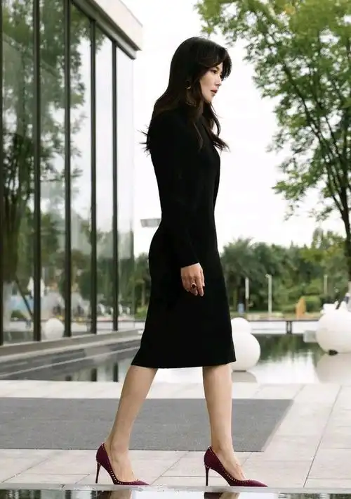 刘涛不愧是中年女人的穿衣标杆!