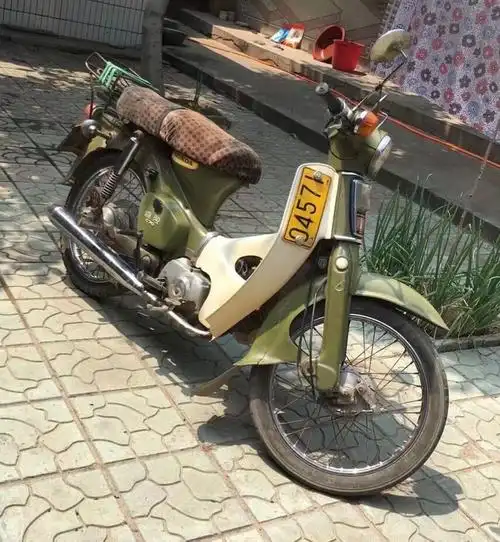 八十年代的摩托车