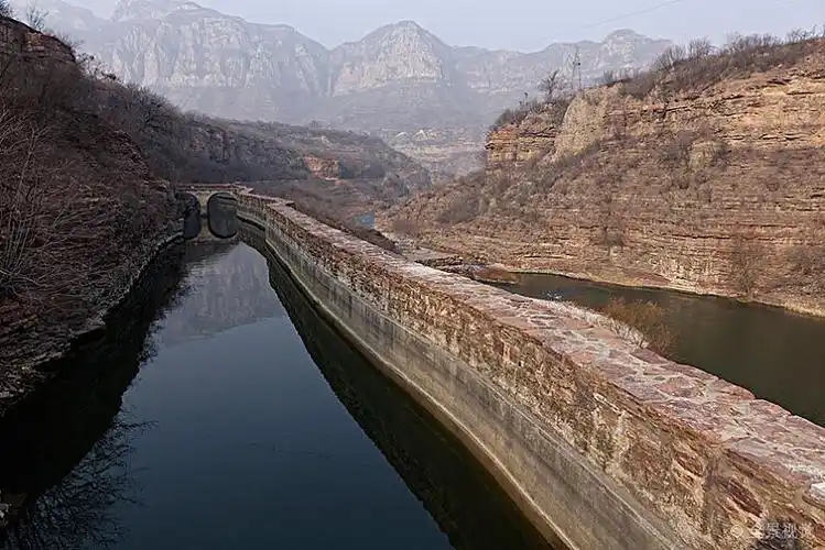 山西境内的红旗渠干渠_高清图片_全景视觉