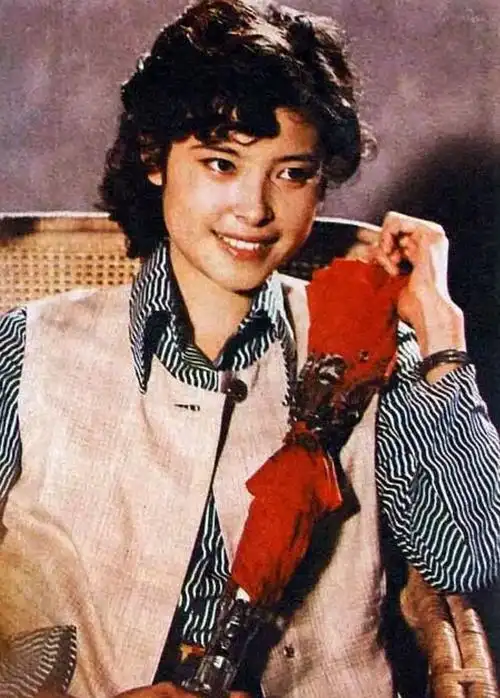 回顾演员李小燕嫁给张金玲前夫如今丈夫76岁她61岁无子女