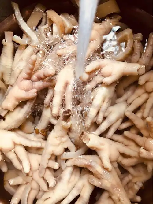 泡椒鸡脚