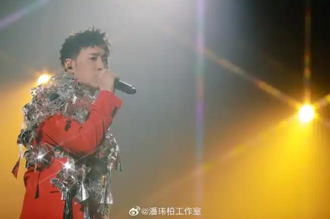 潘玮柏狂爱巡回演唱会