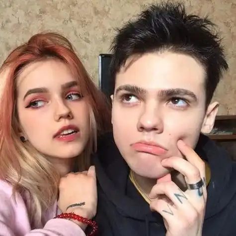 欧美情侣头像无水印双人情头