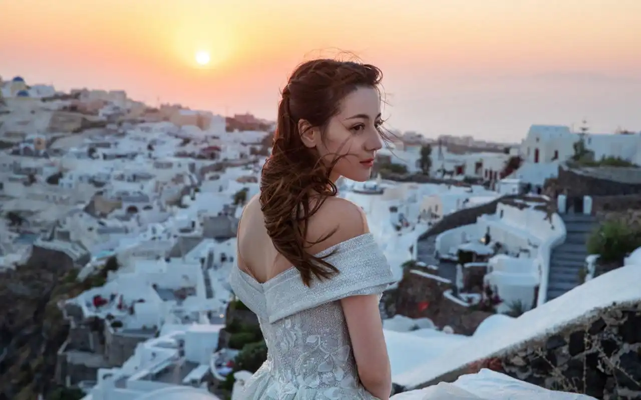 迪丽热巴唯美婚纱写真桌面壁纸高清大图预览1920x1200_大陆明星下载