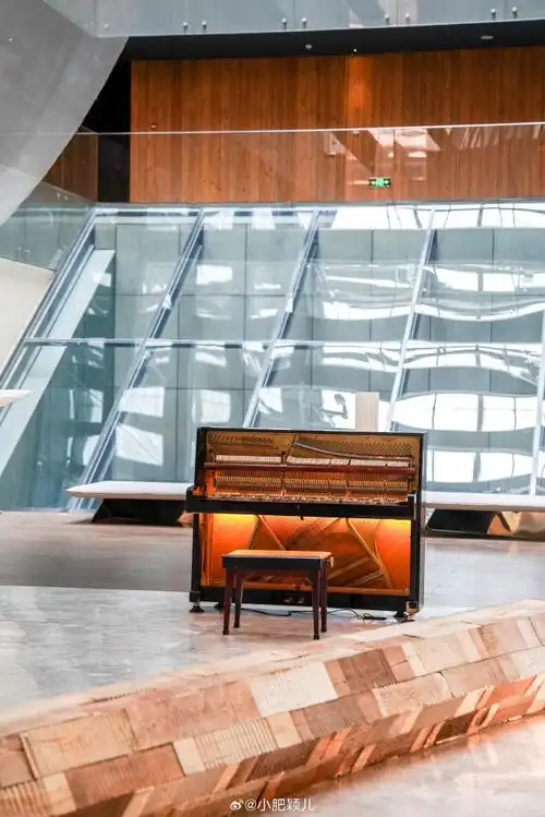 很早就听过北京瑜舍酒店,它位于北京时尚标杆地三里屯,首家由日本建筑