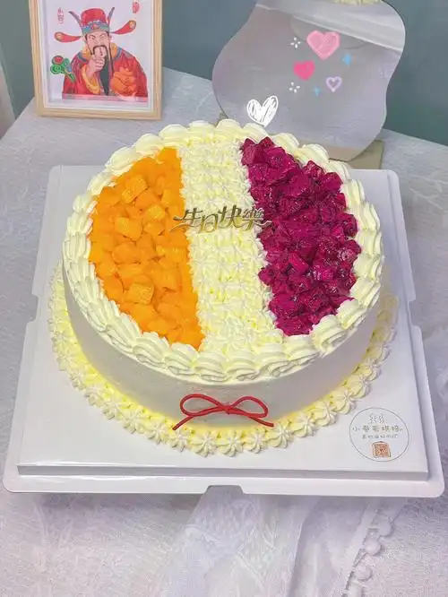10寸双拼水果动物奶油蛋糕