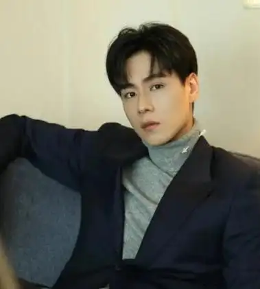 胡一天许久未出现,一出现居然被叫古装丑男?究竟发生什么?