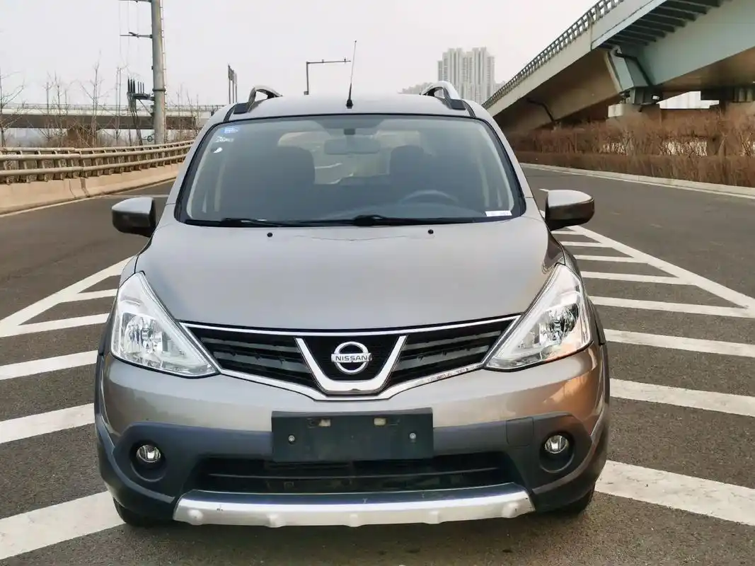 日产骊威神车mpv.新到2015年尼桑骊威!正宗日系旅行车, - 抖音