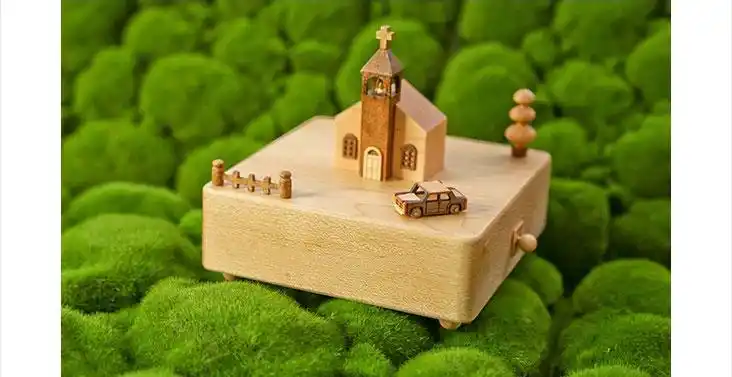 台湾jeancard枫木木质结婚教堂旋转八音盒音乐盒结婚庆礼物送老婆女友