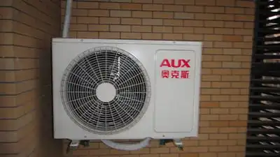 奥克斯空调外机不启动, 泥岗修空调真麻烦 , 空调外机差点掉下去