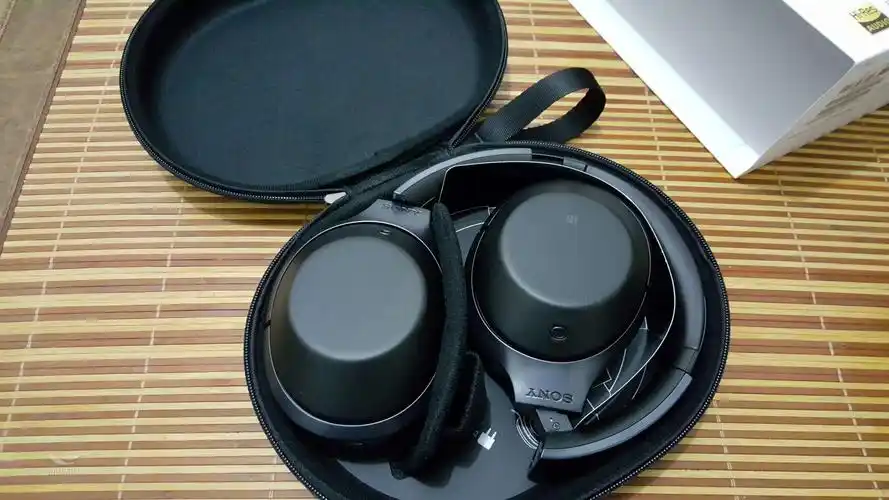 出索尼新品mdr-1000x蓝牙降噪耳机,懂耳机的进来