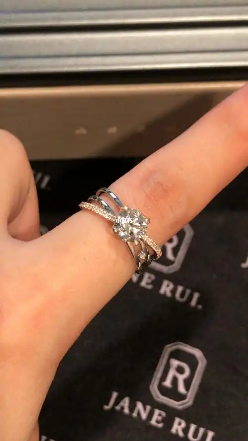 克拉钻 钻石戒指_钻戒_首饰_首饰就要blingbling_时尚_配饰_首饰