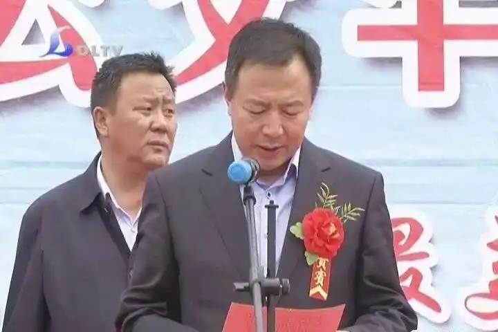 5月18日,我县举行新能源公交车运营发车仪式,县委副书记,县长刘建军