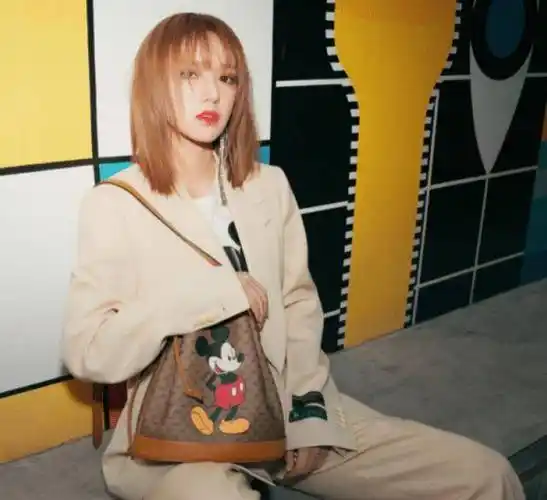 程潇没了刘海如"整容",大妈模样好沧桑,一点灵气都看不到_铁刘海_形象