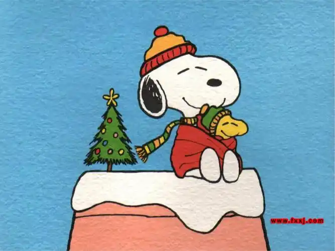 snoopy抱着的一个黄黄的,很可爱的,叫什么?
