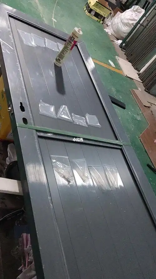 铝合金扣板门nice