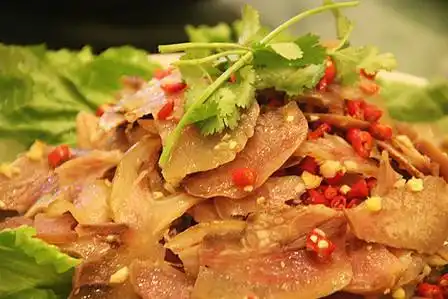 悦海音乐休闲会所---凉拌牛鞭