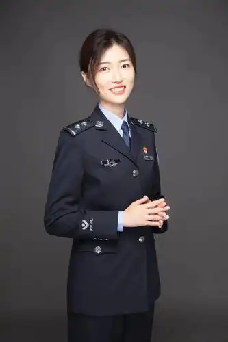 【关注】这些警察女主播被"曝光"!