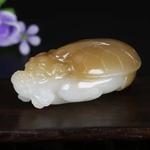 【精选系列】和田玉糖羊脂白玉龙龟挂件35.64克