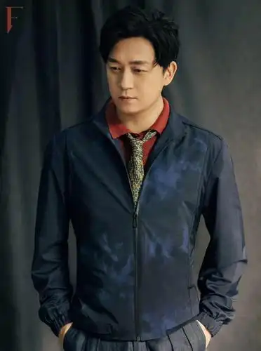 潘粤明最新硬照