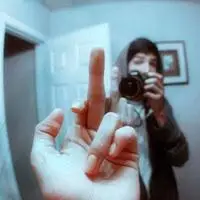 竖中指头像男生冷酷帅真人图片