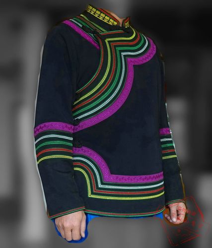 彝族衣服男士凉山衣包演出服礼服男装机绣民族服装