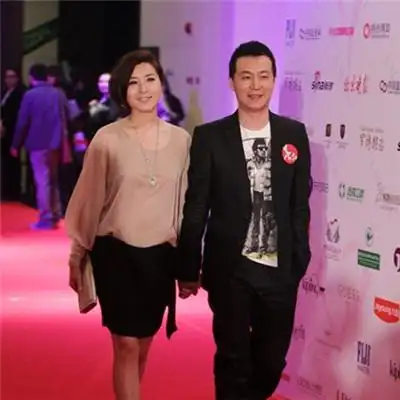 王雅捷老公于洋已经30岁了.