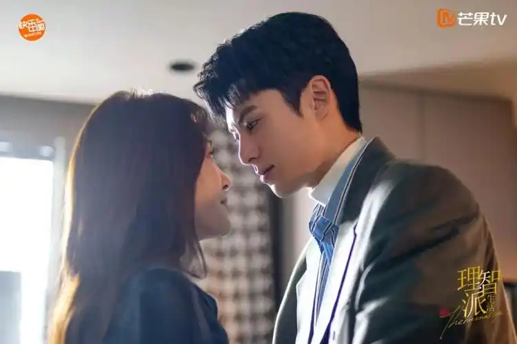 比起理智派更是理想派专访理智派生活总制片人王柔媗