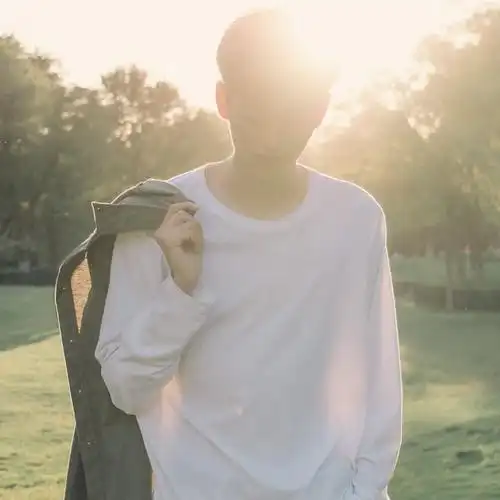 逆光清风逝_小清新情侣头像图片_扣扣居