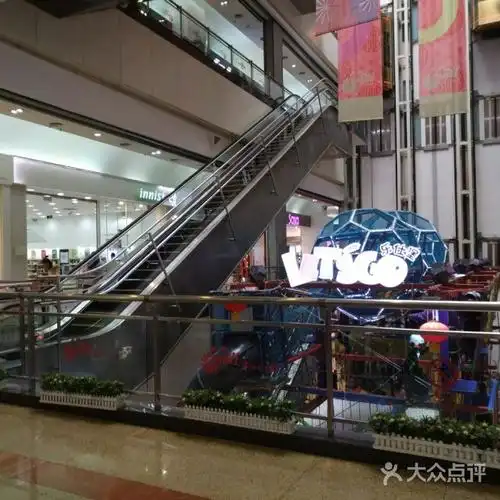 金源新燕莎mall