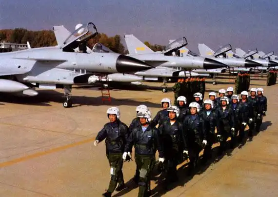 图文中国空军歼10部队