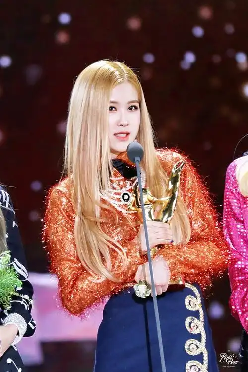 朴彩英0211生日快乐