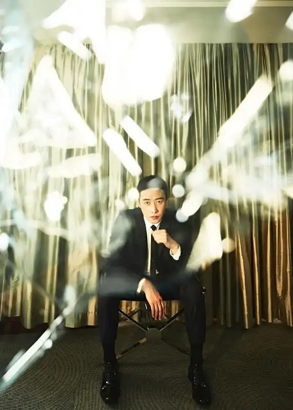 原创板寸头真火罗晋也跟上潮流男生的确头发短点更帅气有精神