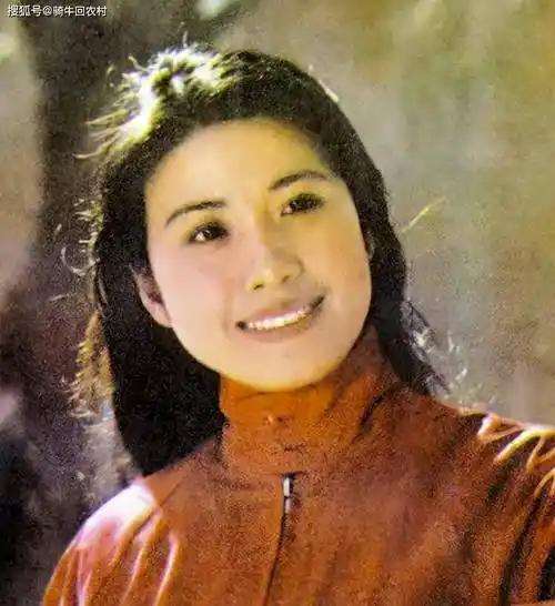 "枣花"吴玉华:不愿丁克与丈夫离婚,二婚嫁画家后,儿女双全圆梦_妹妹