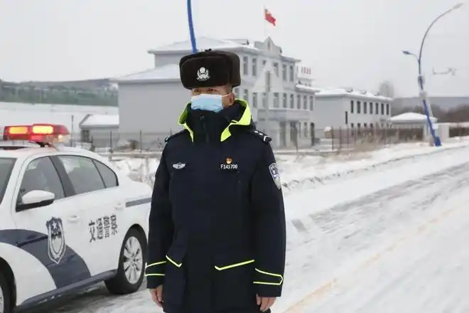 新警服真的配发给一线民辅警了