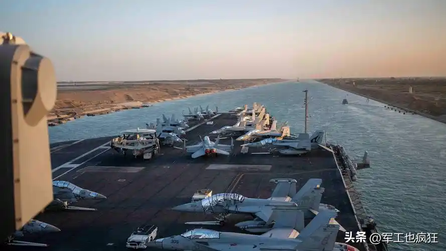 征战红海9个月_舰载机_水兵_运河
