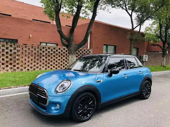 宝马mini