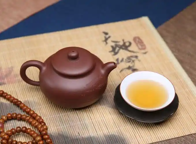 紫砂壶泡茶投茶量与水温技巧