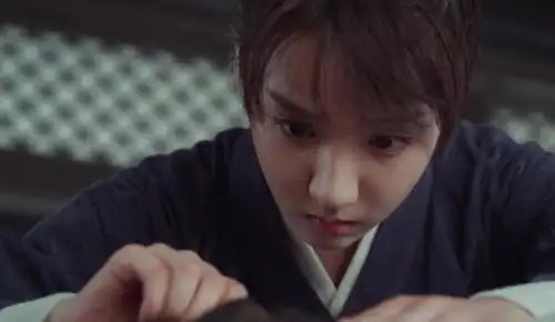 电视剧御赐小仵作楚楚扮演者苏晓彤古装剧照图片